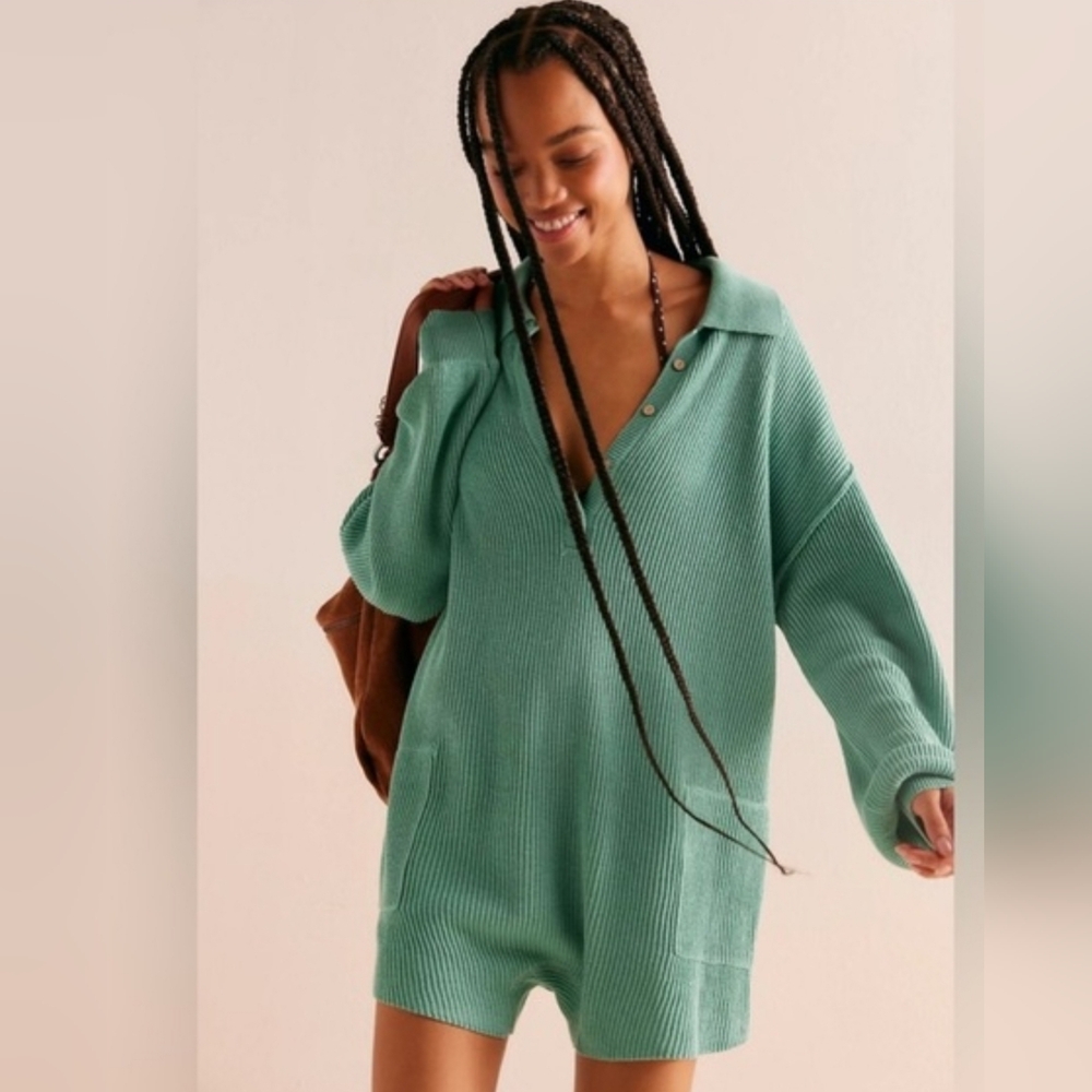 Free People Picnic Sweater Romper, Green, Size S,Oversize.ribbed knit fabricatio